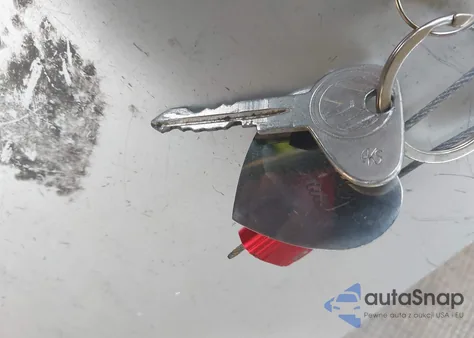 1971 Volkswagen Beetle z USA, uszkodzony, nr VIN 00000001112021096